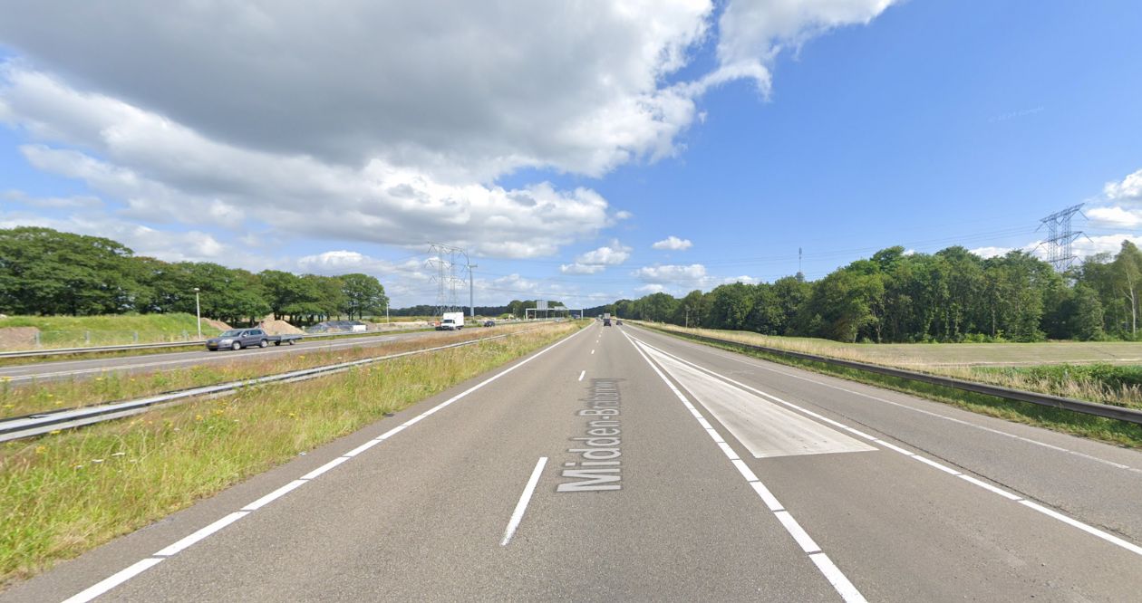 Werkzaamheden N261 Midden-Brabantweg Waalwijk Herinrichting / onderhoud van Geleiderail N261 OPC 0.3 herstellen geleiderail (631640)